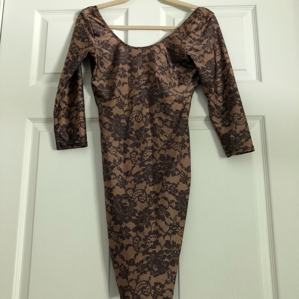 Dress - Picture 1 of 2